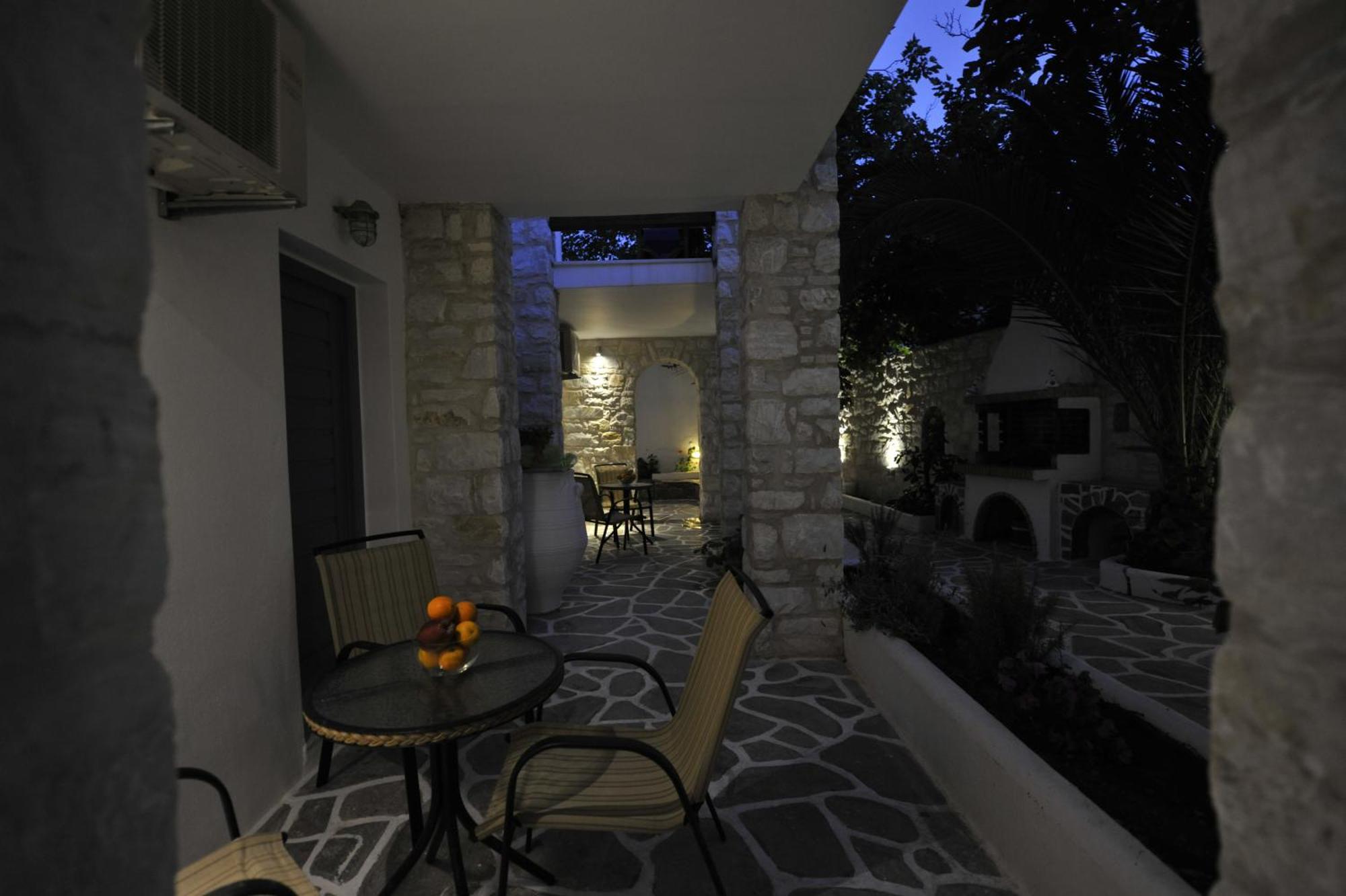 Alexandros Apartments Naousa  Exterior photo